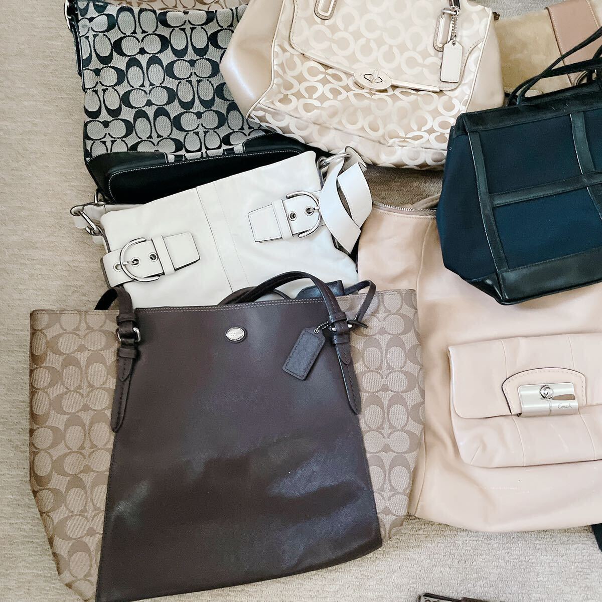 1円〜 COACH コーチ GUCCI グッチ YSL等 シグネチャー キャンバス レザー トートバッグ ハンドバッグ 財布 20点以上 まとめ ジャンク_画像3