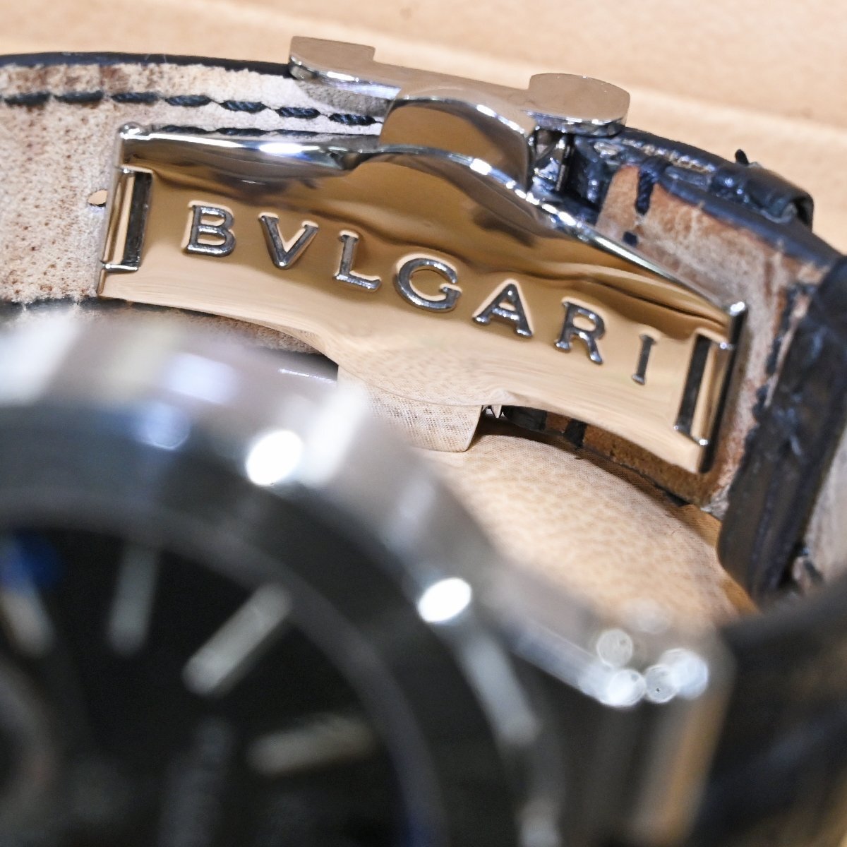 本物 超美品 ブルガリ DG40C14SSDGMT ディアゴノ40 GMT メンズウォッチ 男性用自動巻腕時計 純正ベルト Dバックル 保存箱 冊子付 BVLGARIの画像8