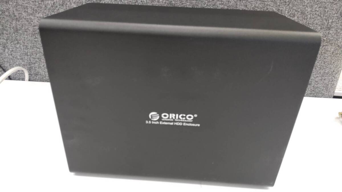 0605k1003 【ジャンク】ORICO 3.5インチ ハードディスクケース External HDD Enclosure 9558_画像2