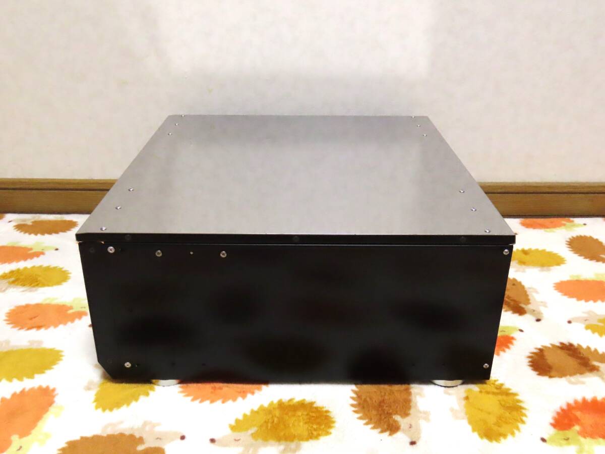 星野金属 WINDY OLIEON PS400 ATXケース HTPC PCオーディオ対応(横43cm 奥行き42cm 高さ19cm) abee 綺麗 おまけ(アルミインシュレータ付）の画像4