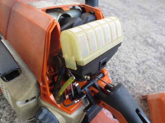 中古品　STIHL　エンジンチェーンソー　023C　（17-W）_画像8