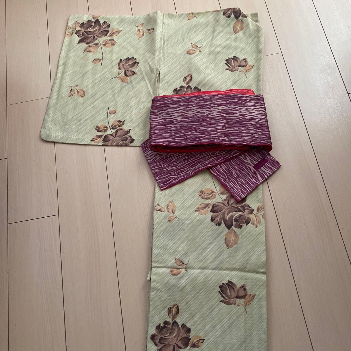 山本寛斎　KANSAI YAMAMOTO  レディース　浴衣　帯　セット　花柄　ベージュ　日本製　ブランド浴衣