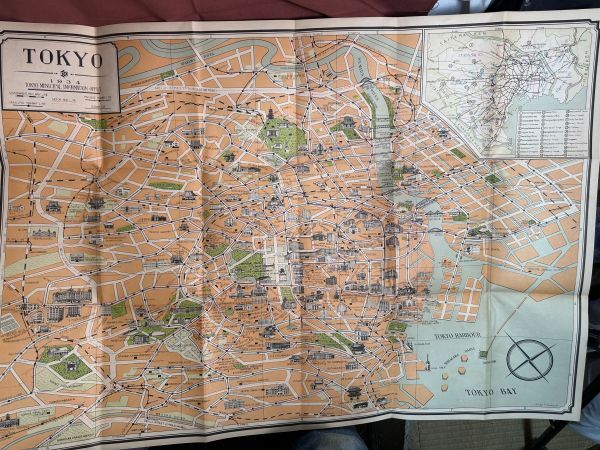 古地図「TOKYO MUNICAL INFOMATION OFFICE 作成 1934年版 東京市街地図（英語版）」Art by K.Kawara 34. 素敵なイラストの建物画付きの画像1