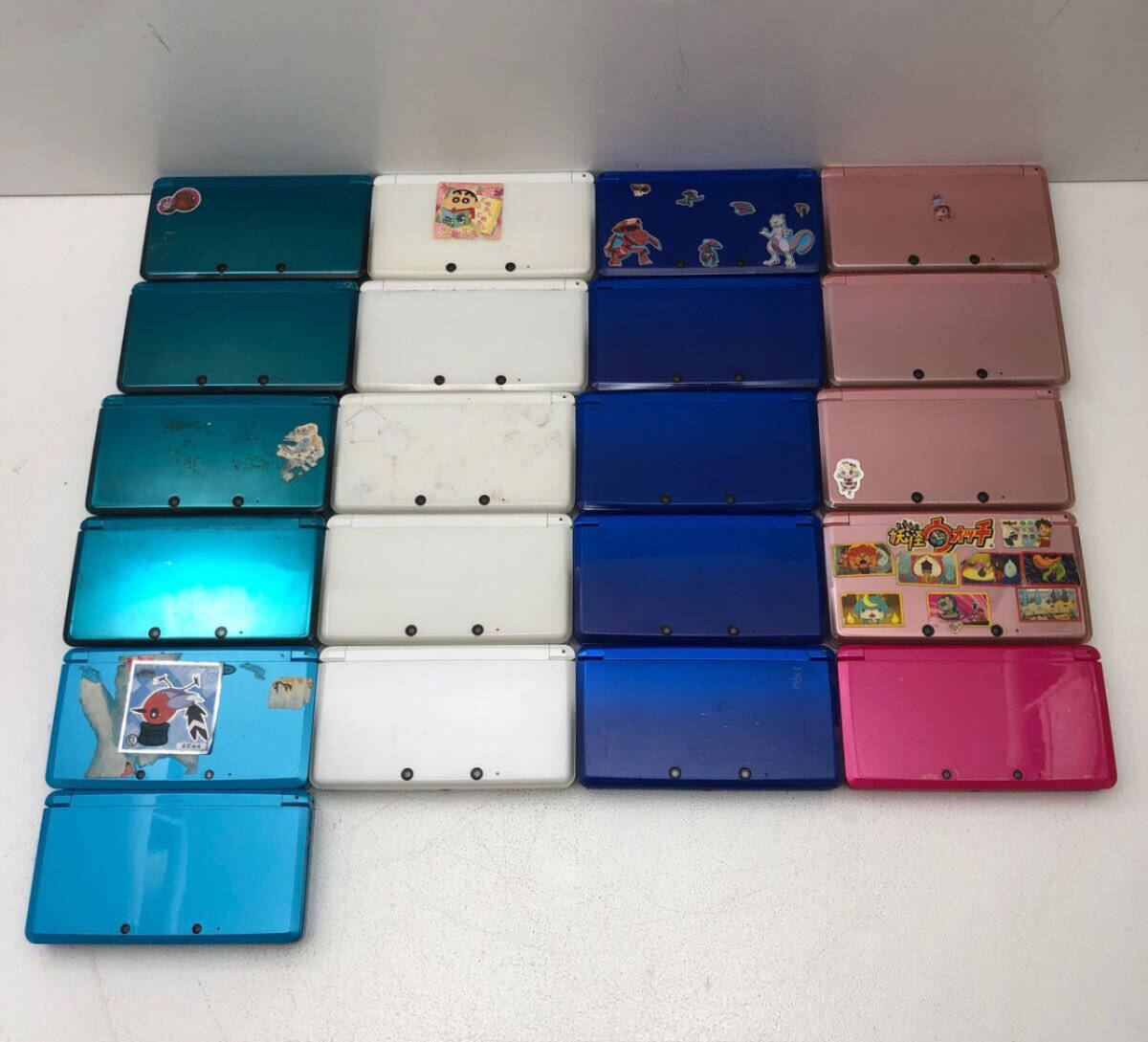 【動作未確認】Nintendo DS i LL 14台 3DS 37台 まとめ 本体 大量 清掃済 ジャンク 任天堂 ニンテンドー ゲーム機 現状品 05051148_画像8