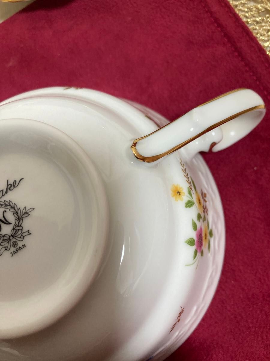 希少 レア】Noritake ノリタケ 散らし花 スープカップ&ソーサー 希少 レア】Noritake ノリタケ 散らし花 スープカップ&ソーサー