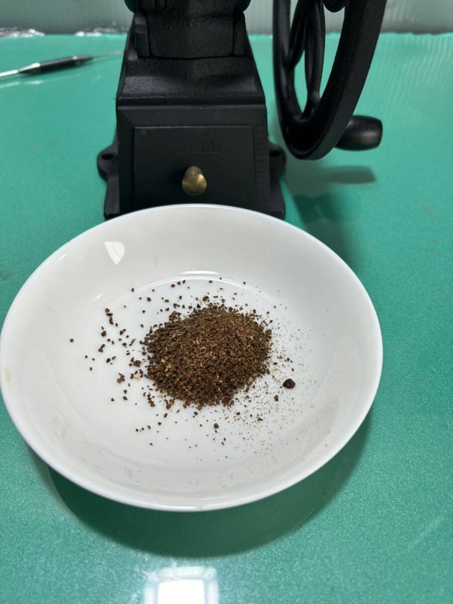 【美品】カリタ KARITA コーヒーミル 手挽き 手動式 鉄製 動作確認済みの画像2