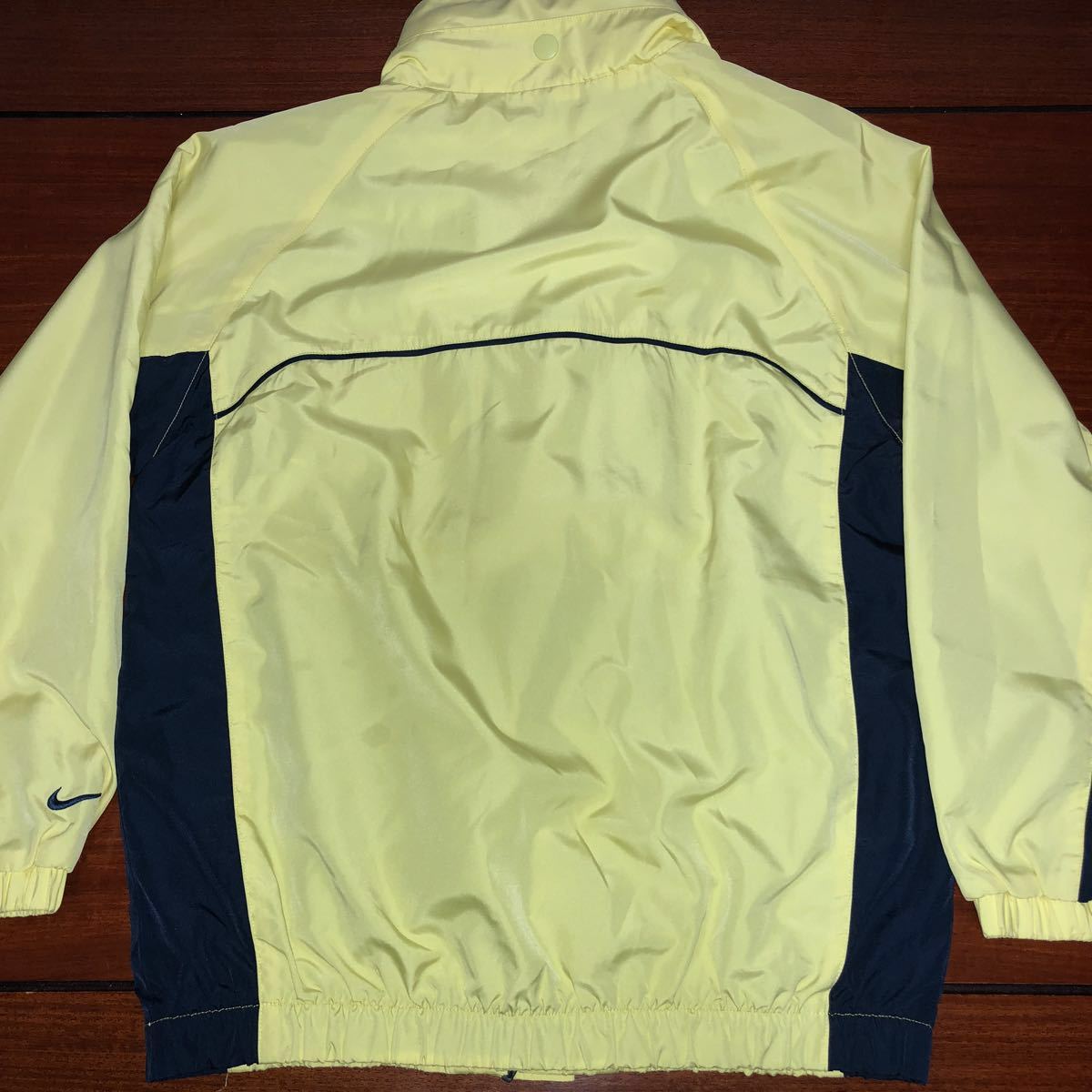 ナイキ／NIKE　140㎝　ジャンパー　ブルゾン　防寒　暴風雨　ジャケット　中古　黄色　イエロー　フード収納可