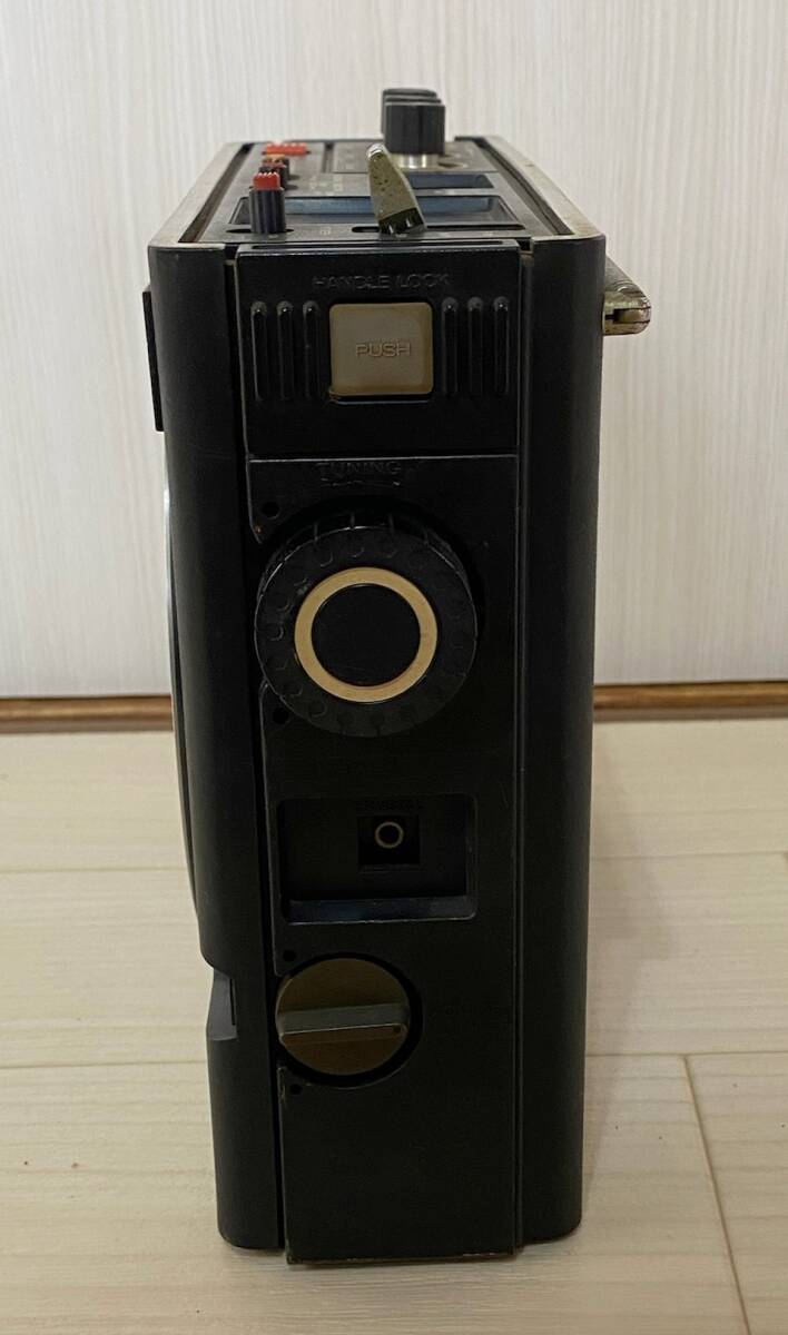 当時物 ラジオ その2 National Panasonic COUGAR/クーガ RF-888 検：昭和レトロ ビンテージ アンティークの画像3