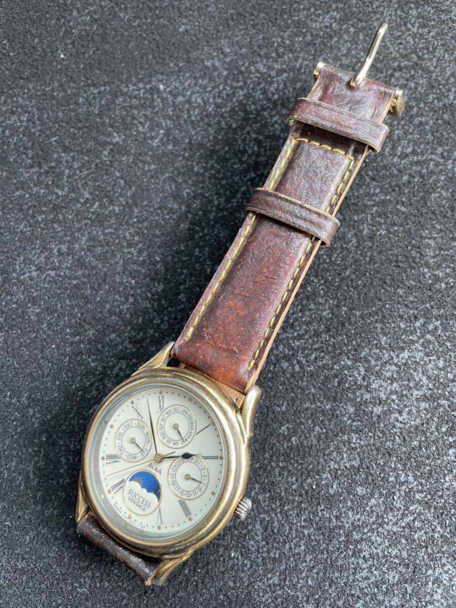 腕時計 SEIKO セイコー ALBA V33F-6A10 ムーンフェイズ サクセス ヴィンテージ 中古品 _画像4