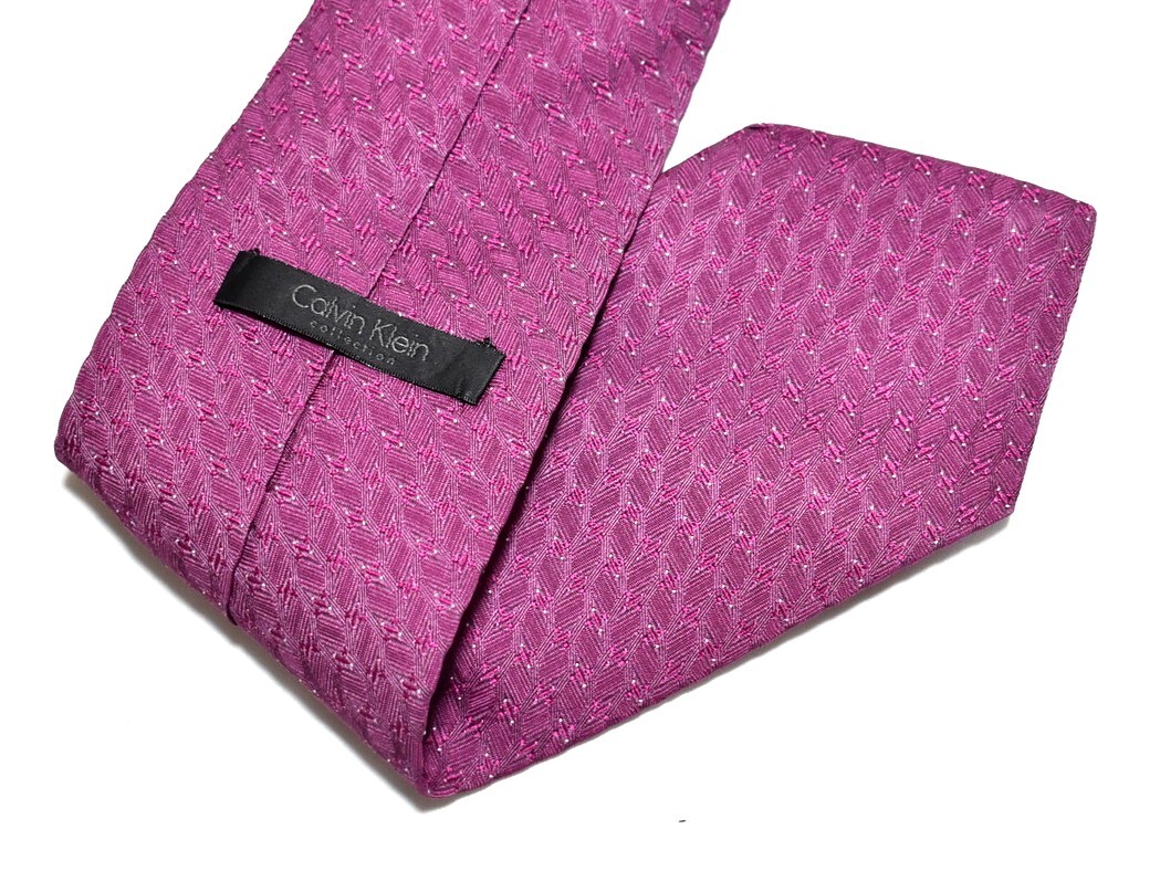 D987* Calvin Klein necktie pattern pattern *