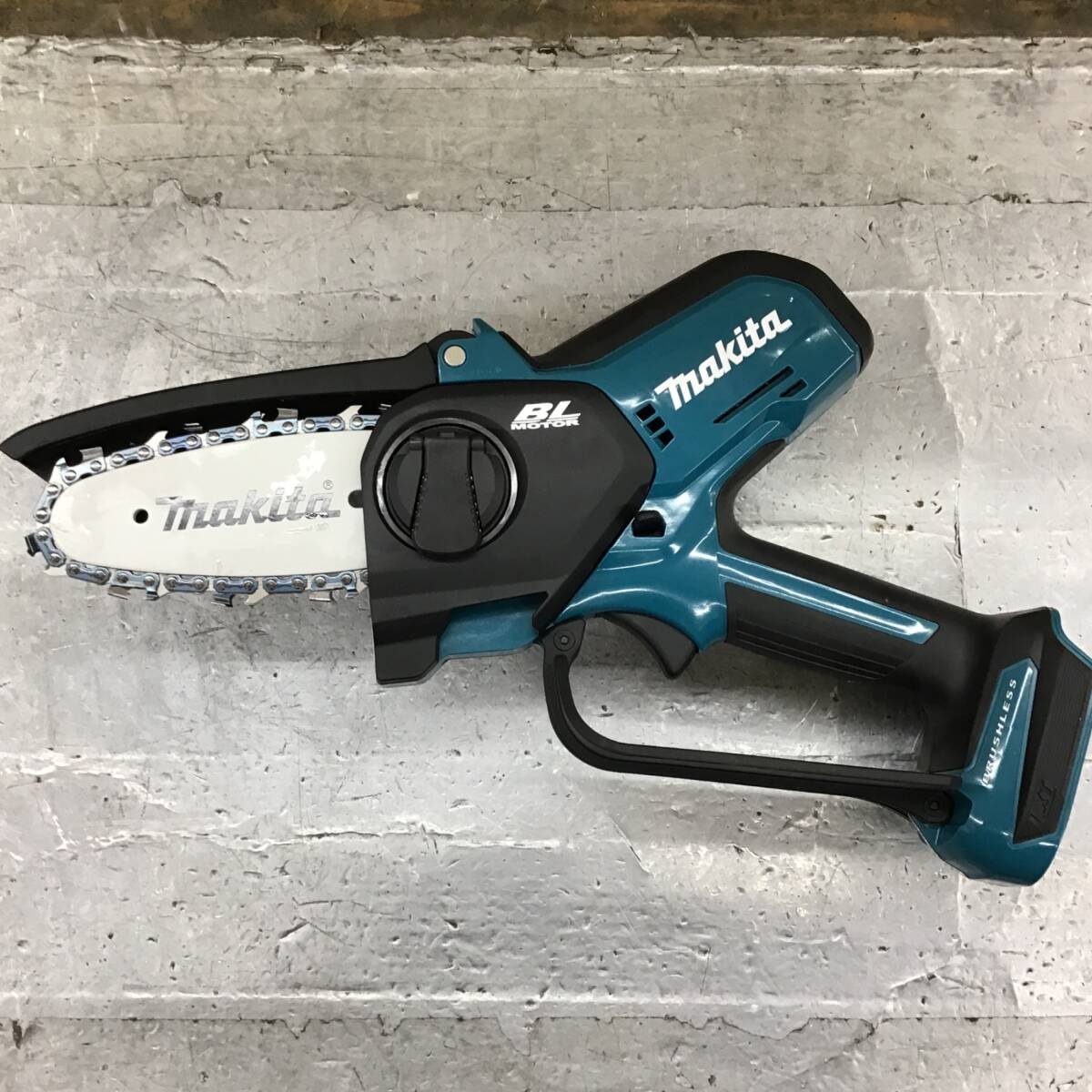 【未使用品(店頭展示品)】★マキタ(makita) コードレスハンディソー MUC101DZ_画像3