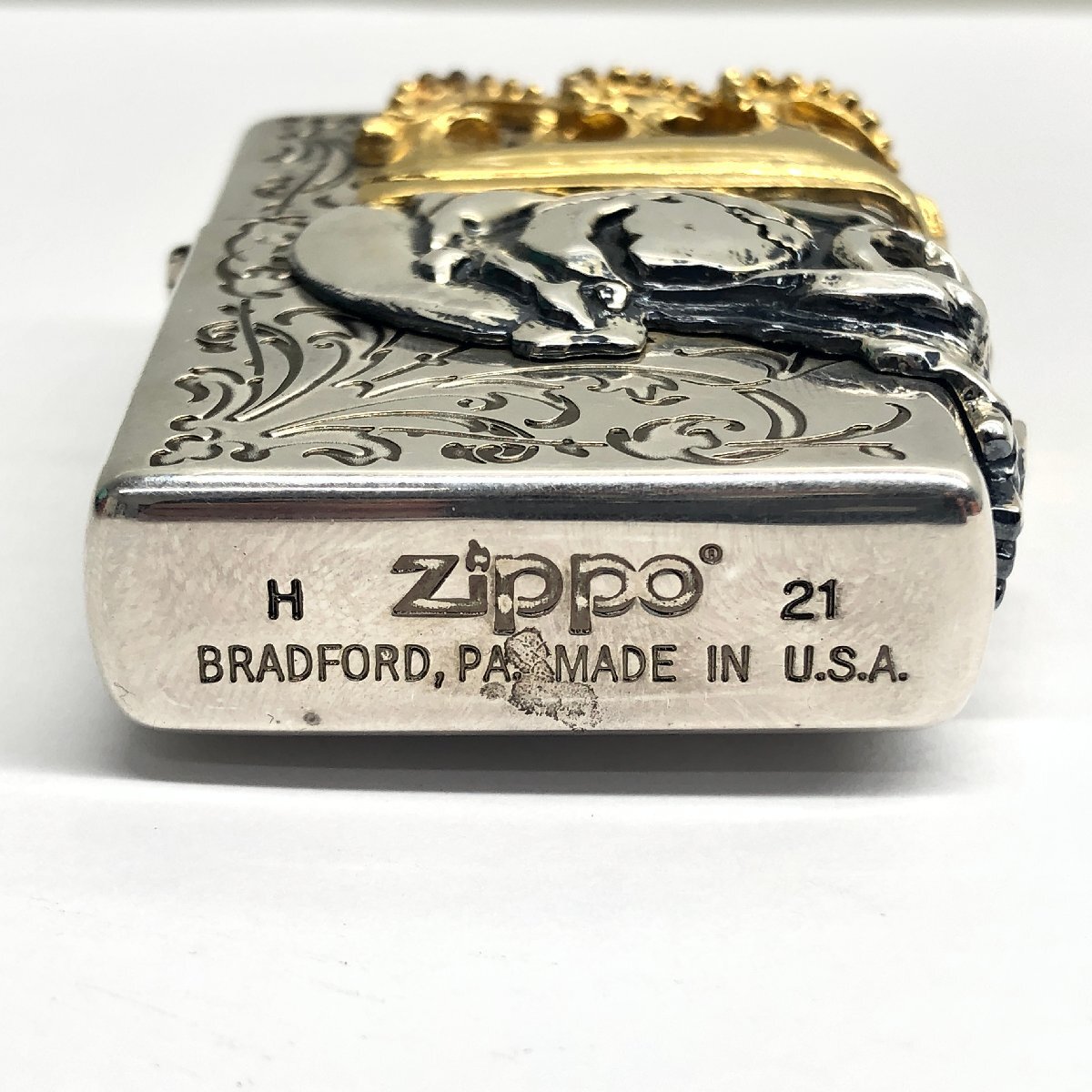 N【中古品】スカル　クラウン　髑髏　王冠　ZIPPO　ジッポ　喫煙具 　コレクション　本体のみ　火花確認済み　0017/1000_画像7