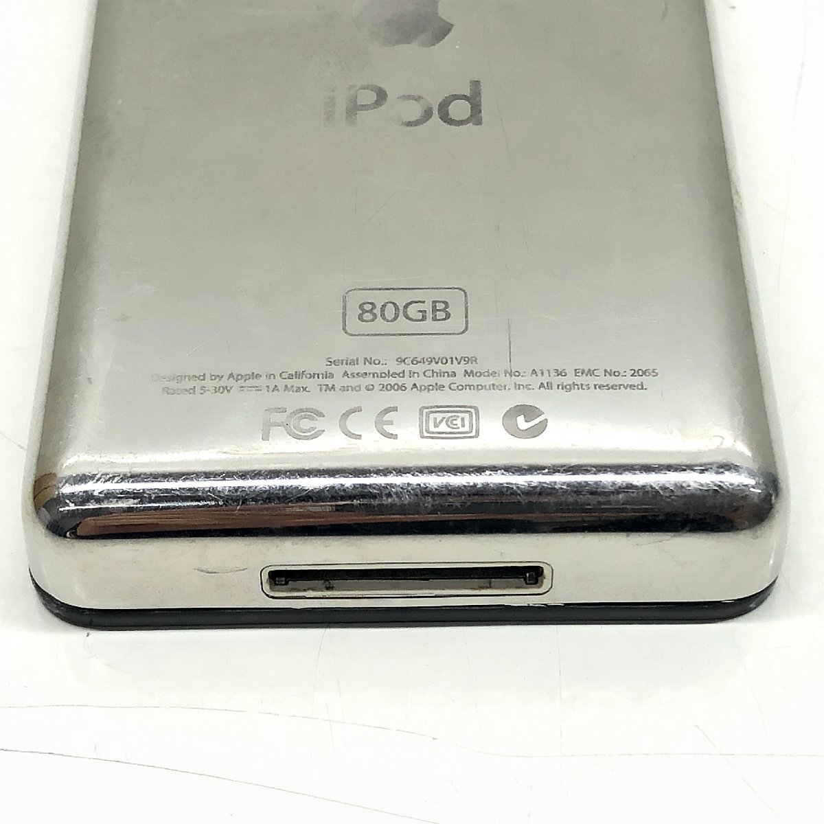 【通電未確認】Apple　第５世代iPod　A1136　80GB　HOLDボタン欠損　ジャンク品_画像3