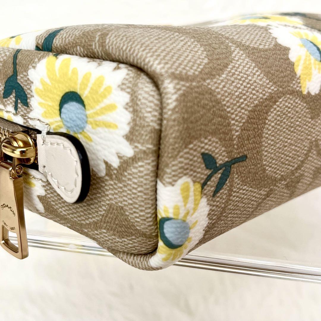 美品COACH コーチ シグネチャー コスメポーチ 小物入れ 花柄