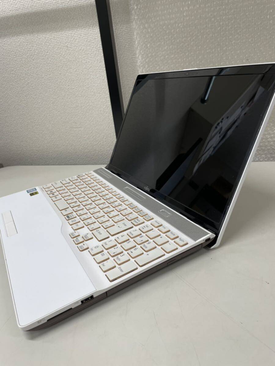 FUJITSU LIFEBOOK AH53/B3 Intel Corei7-8550U CPU 1. 80GHz memory 8GB OS none accessory adapter 