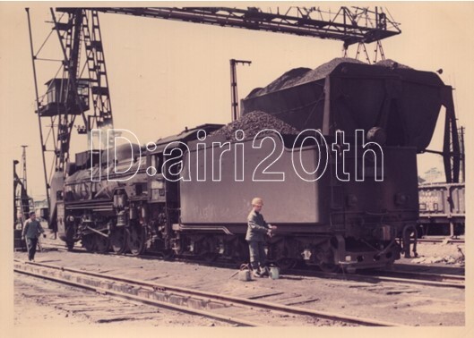 S10074【古い 鉄道 写真】蒸気機関車 D51 ◇昭和47年 ※電車 路面電車 市電 都電 蒸気機関車 SL_画像2