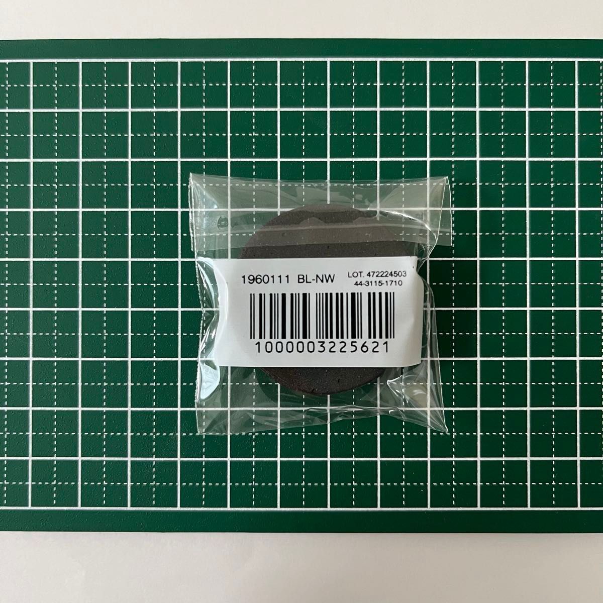 新品未開封 モンベル mont-bell 山バッジ ピンバッジ ピンバッチ 新品未開封 モンベル mont-bell 山バッジ ピンバッジ ピンバッチ