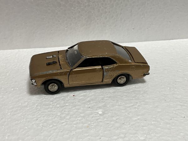 古いミニカー★YONEZAWA TOYS No.090357 三菱　GALANT HARDTOP 日本製 ダイヤペット★箱無し 中古品 当時物 ジャンク_画像3