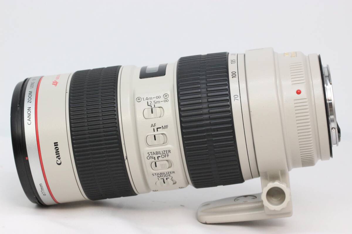 【極上美品　三脚座付】Canon キヤノン EF 70-200mm F2.8 L IS USM レンズ デジタル一眼カメラ 白レンズ キャノン 動作確認済 _画像4