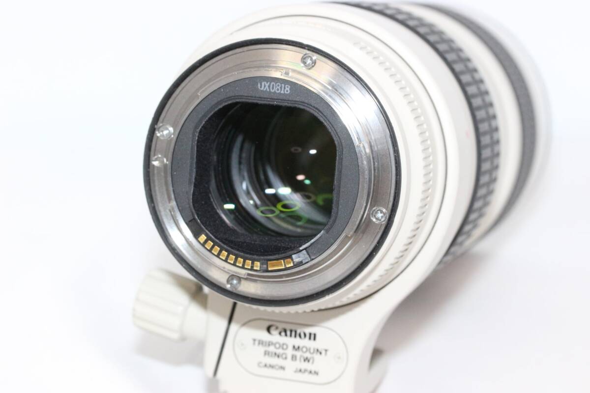 【極上美品　三脚座付】Canon キヤノン EF 70-200mm F2.8 L IS USM レンズ デジタル一眼カメラ 白レンズ キャノン 動作確認済 _画像6