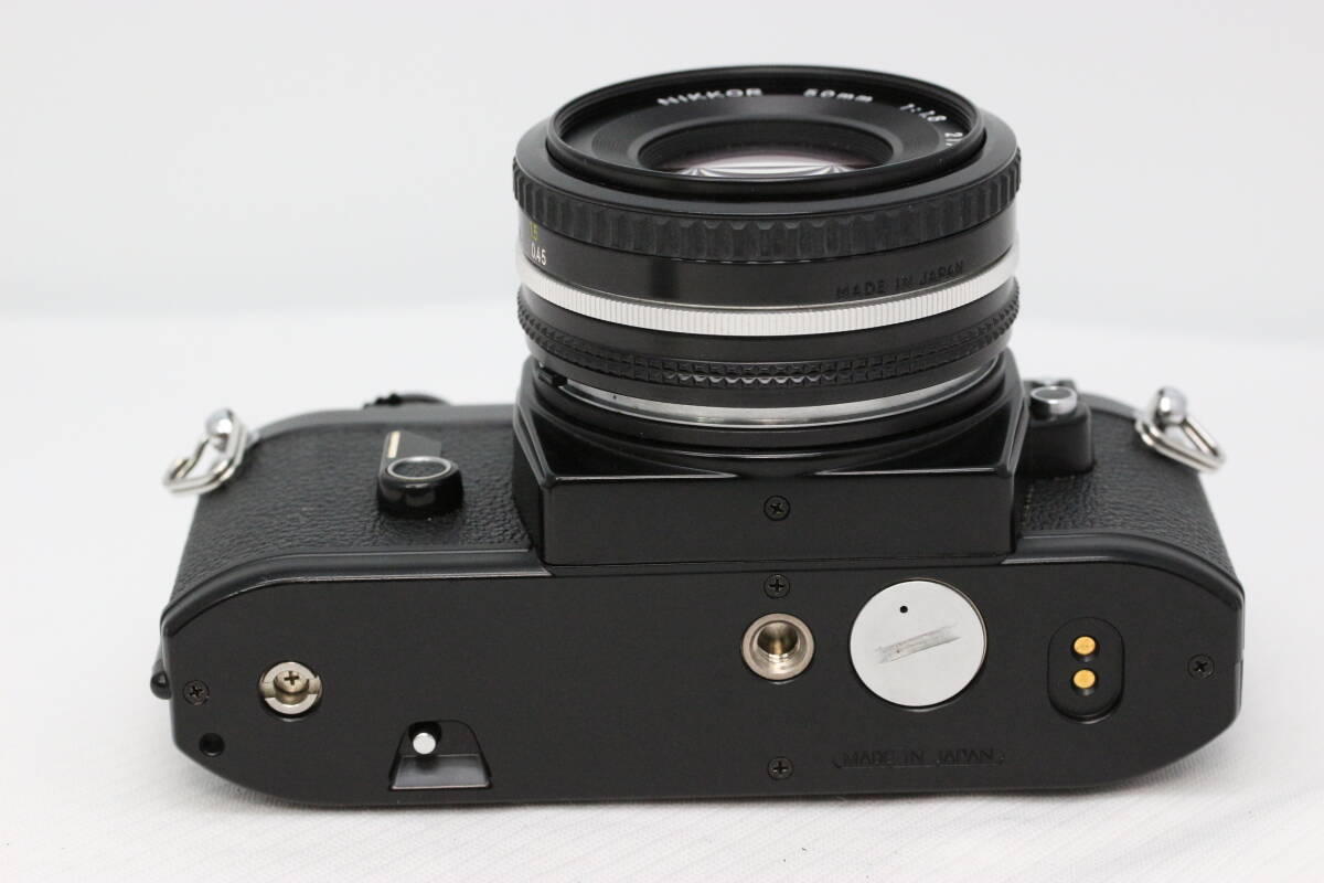 【美品】Nikon ニコン EM フィルムカメラ + レンズ 50mm 1:1.8　動作確認済み_画像4