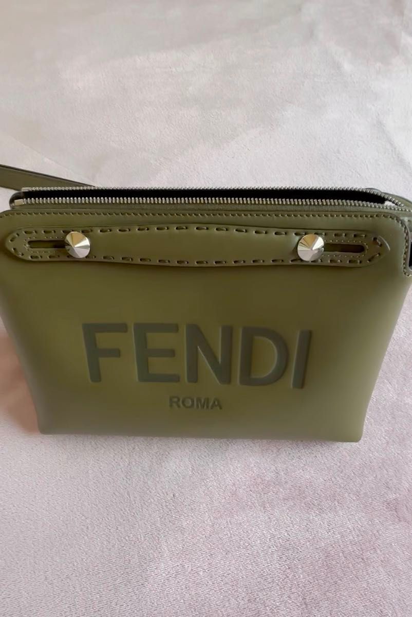 FENDI  フェンディ バイザウェイ 2way ショルダー付き　ハンドバッグ　ショルダーバッグ