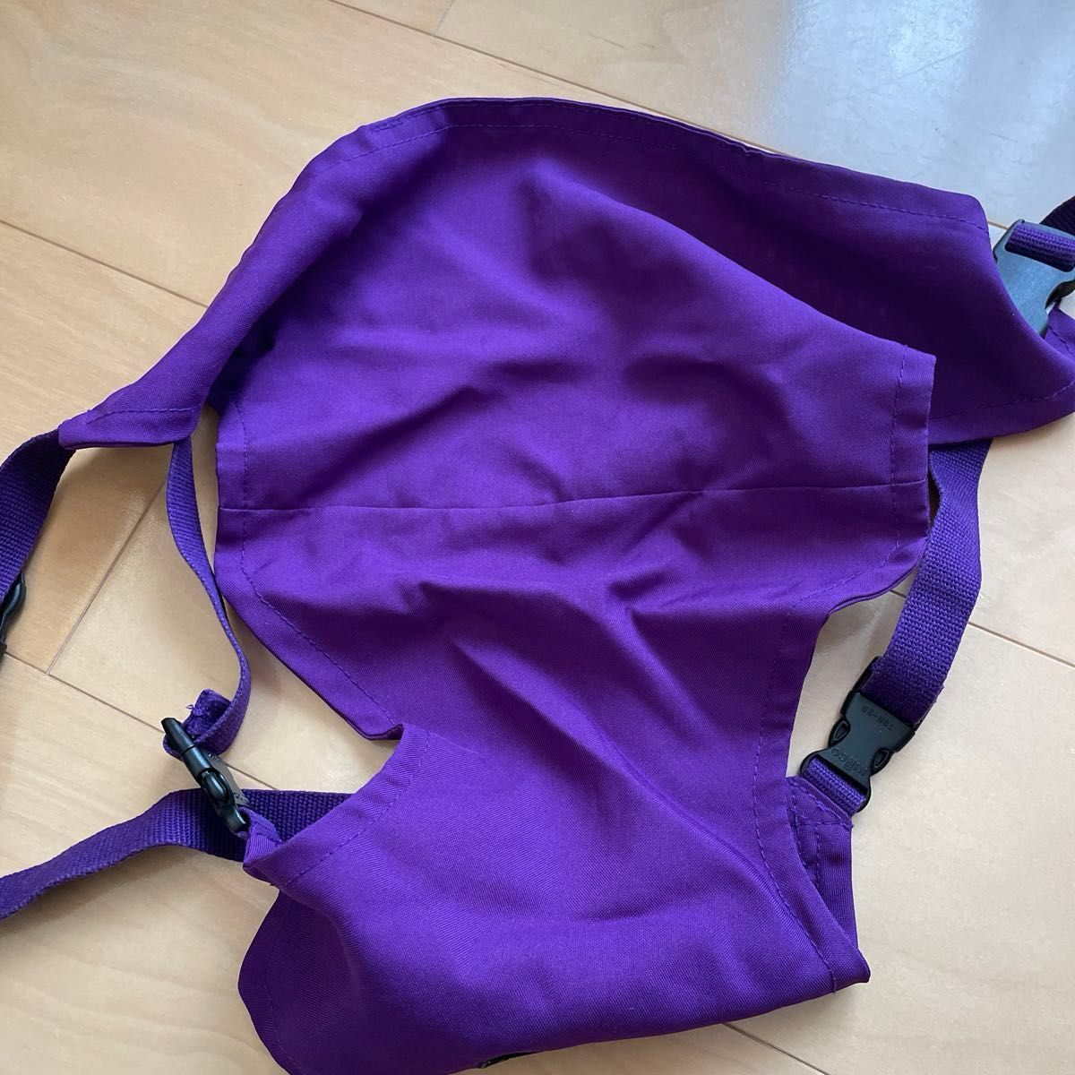 チェアベルト　carryfree  紫色　パープル　育児用品　EIGHTEX 中古品