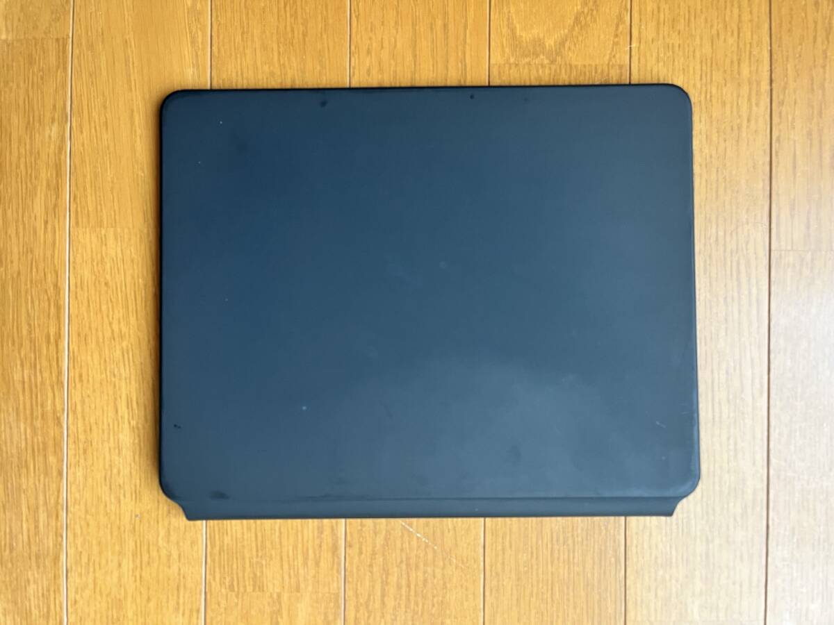 Apple純正　iPad Pro 12.9in/iPad Air (M2) Magic Keyboard 日本語JIS 黒　ー美品_画像3