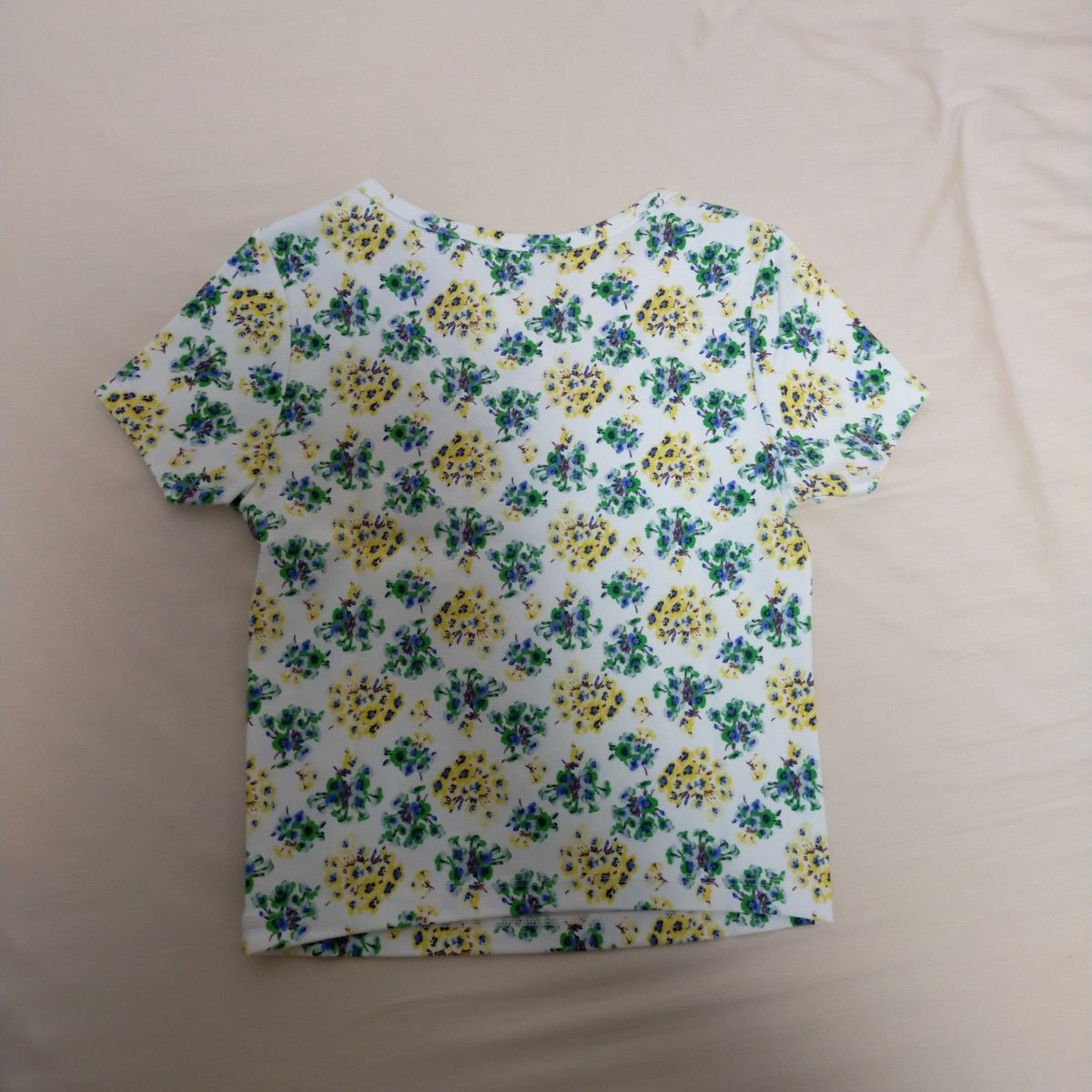 【新品タグ付き】ユニクロ　ポール＆ジョー花柄  半袖Tシャツ ２枚