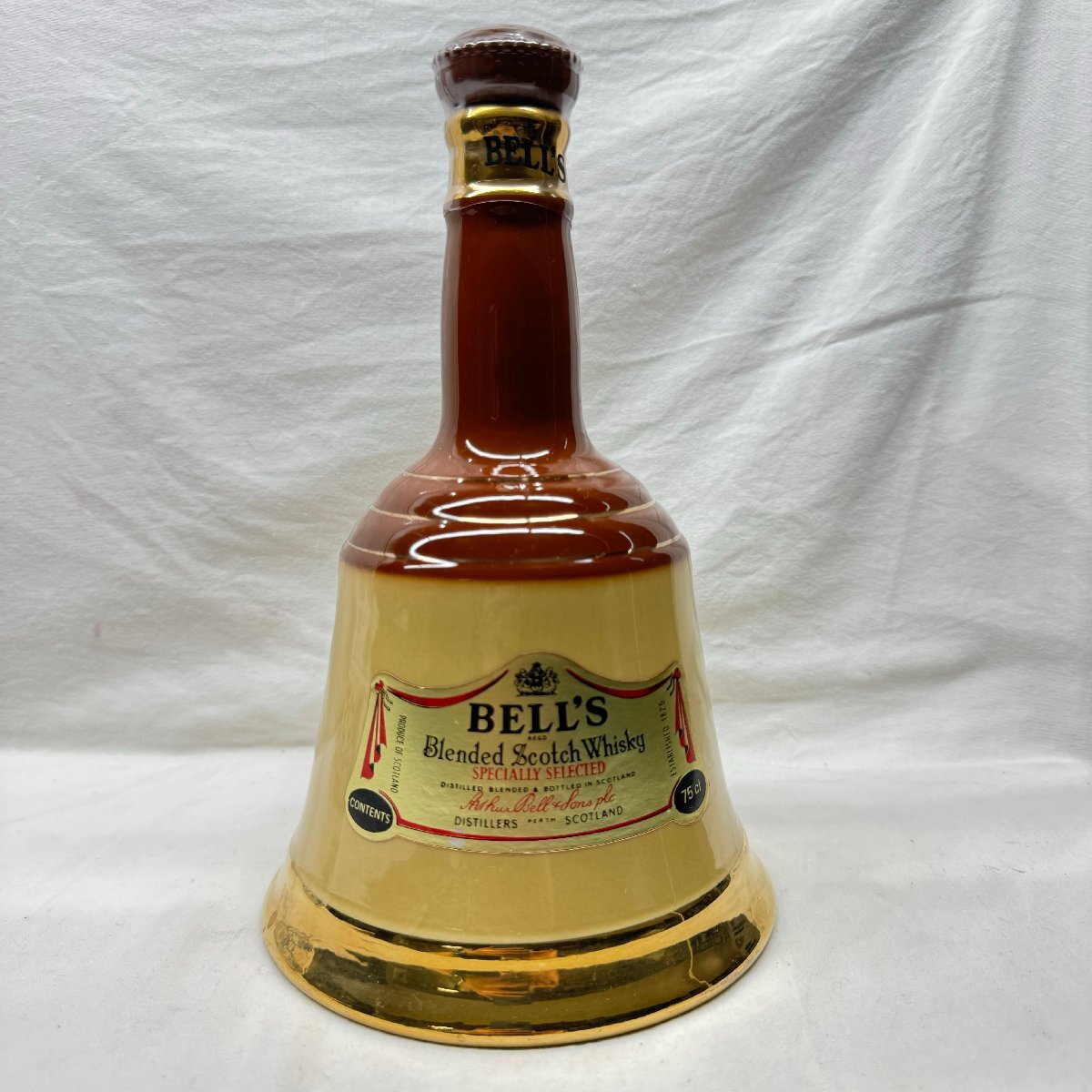 BELL’S ベルズ Blended ScotchWhisky ブレンドスコッチウイスキー 古酒 液漏れあり 箱なし 43％ 750ml の画像1