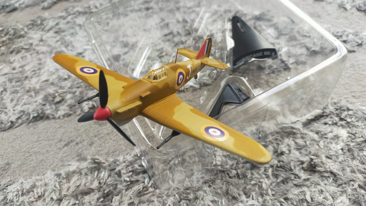 金属製　飛行機模型　HURRICANE MK2 未使用品 完成品_画像1