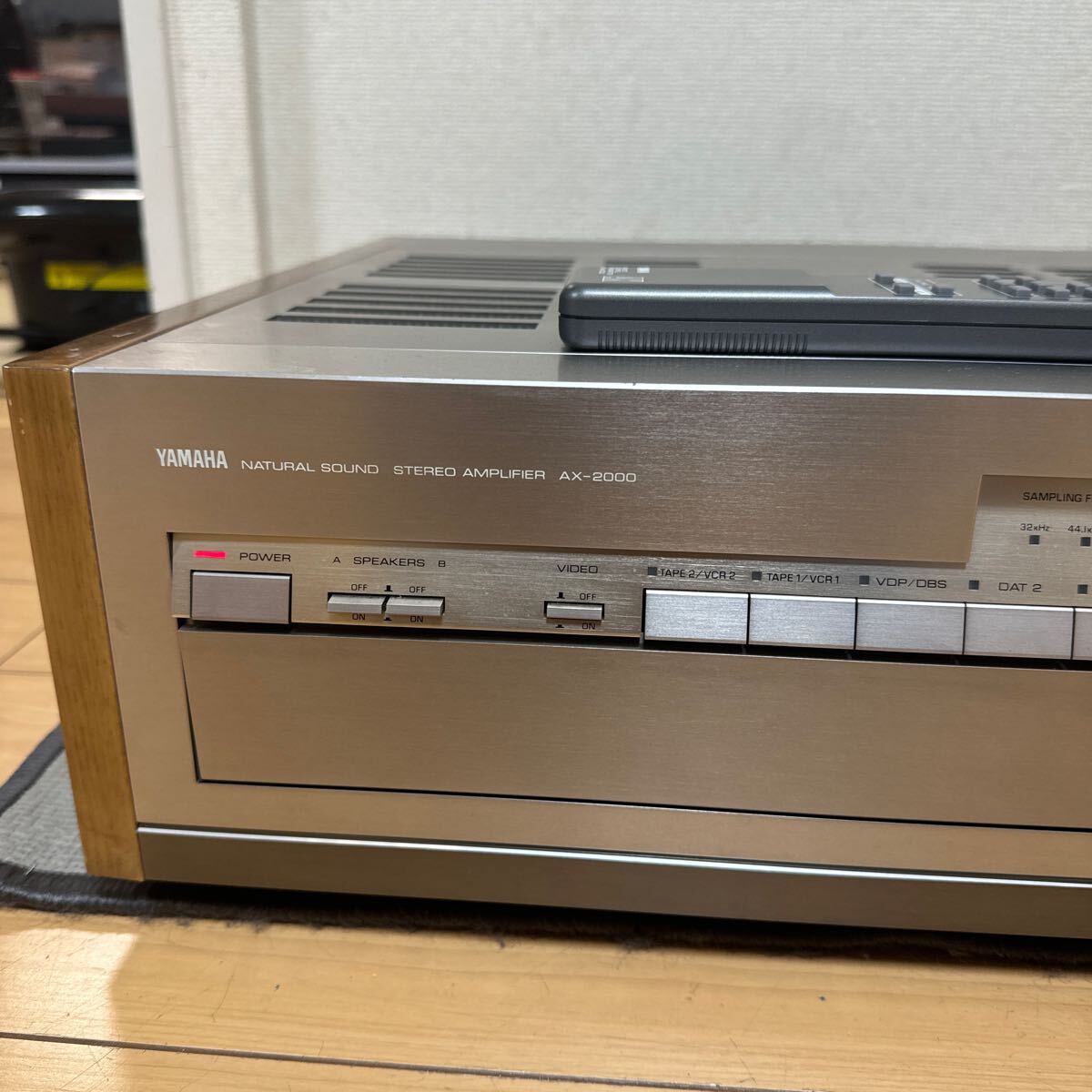 YAMAHA AX-2000、リモコン付き_画像3