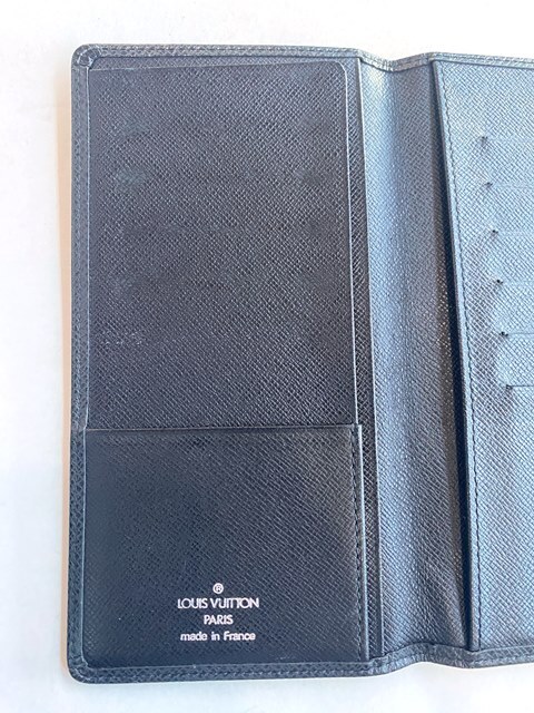 LOUIS VUITTON ポルト バルール カルトクレディ タイガ LOUIS VUITTON ポルト バルール カルトクレディ タイガ