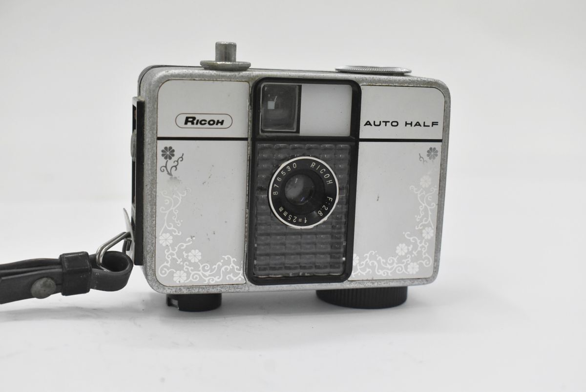 (803S 0517S12) １円～ RICOH リコー AUTO HALF E フィルムカメラ コンパクトカメラ アンティーク レトロ 【ジャンク品】_画像1