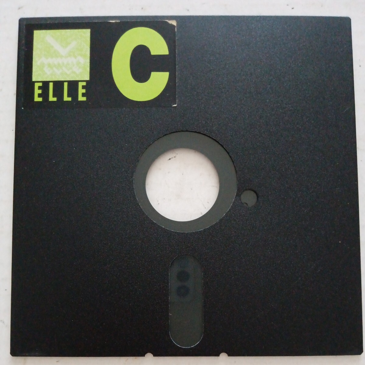 ELLE エル X68000版 elf エルフ　当時物　中古品　起動未確認　レトロゲーム　説明書あり　箱なし_画像6