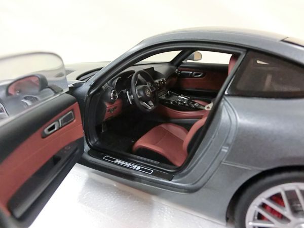 #i7【梱80】 オートアート AUTOart メルセデス ベンツ AMG GT S マットグレイ 1/18 76312の画像10
