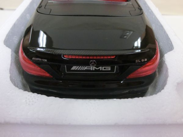 #i9【梱80】 KYOSHO 京商 GTS117 GT SPIRIT MODEL CAR COLLECTION メルセデス ベンツ AMG SL 63 ブラック 1/18 17500の画像7