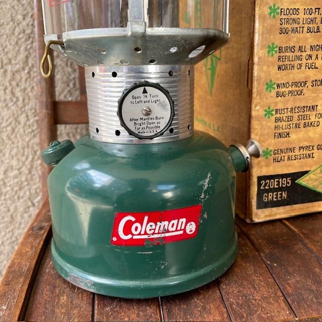 貴重！60's Coleman コールマン　220E箱付きランタン1963年5月製造　USAヴィンテージ /キャンプ古道具アウトドア雑貨アメリカアンティーク_画像9