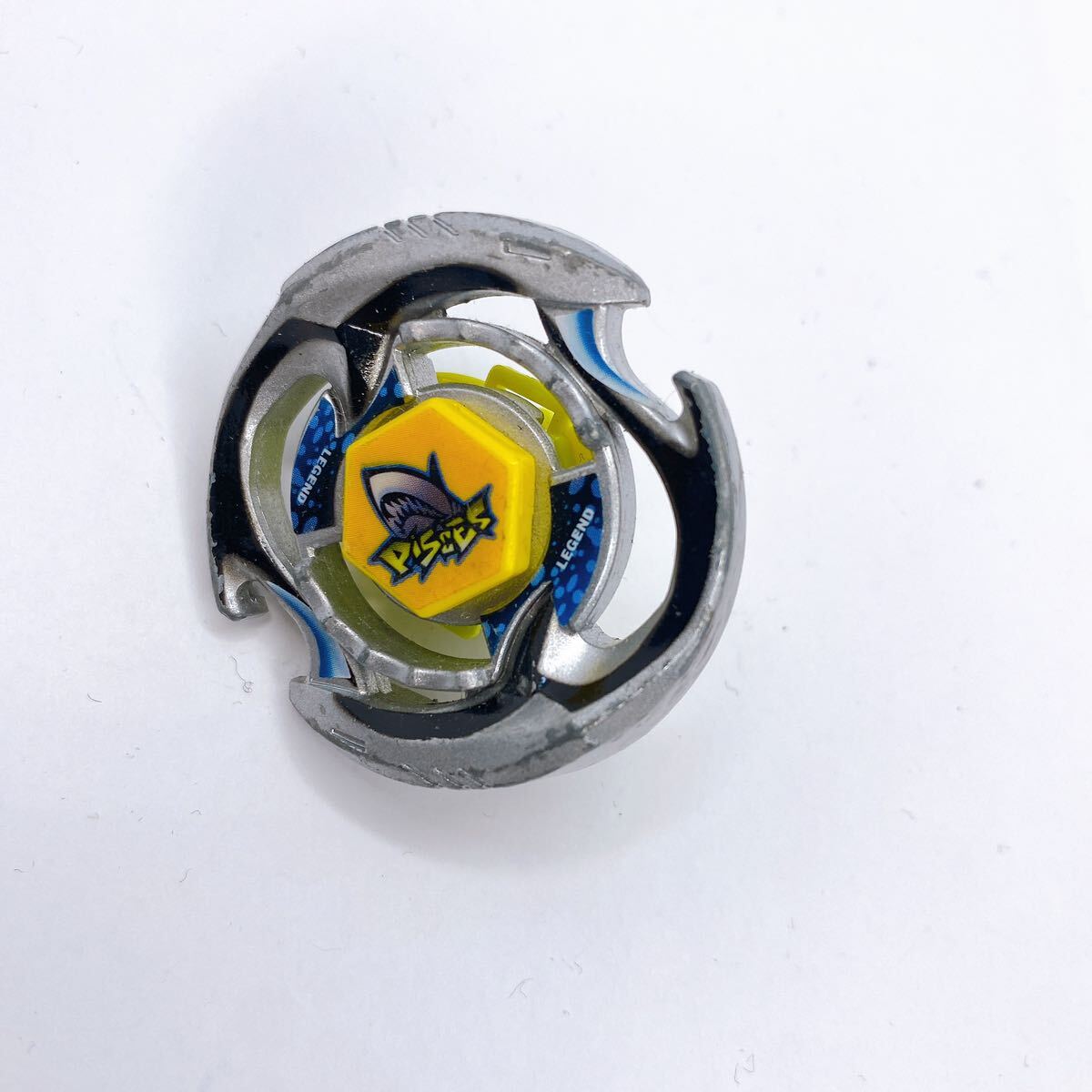 ベイブレード メタルファイト Metalfight Beyblade 正規品 BB-83 パイシーズ DF145BS_画像1