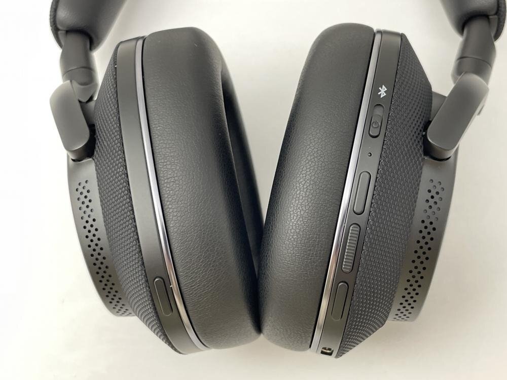 108【美品】 Bowers & Wilkins Px7 S2e オーバーイヤー ノイズキャンセリング ヘッドフォン ブラック_画像5