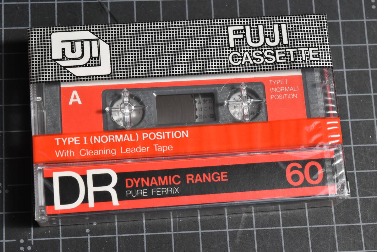  кассетная лента [ FUJI : ~ SR60*UR60*DR60 каждый 1 шт ~ ] всего 3 шт ( не использовался * нераспечатанный товар )