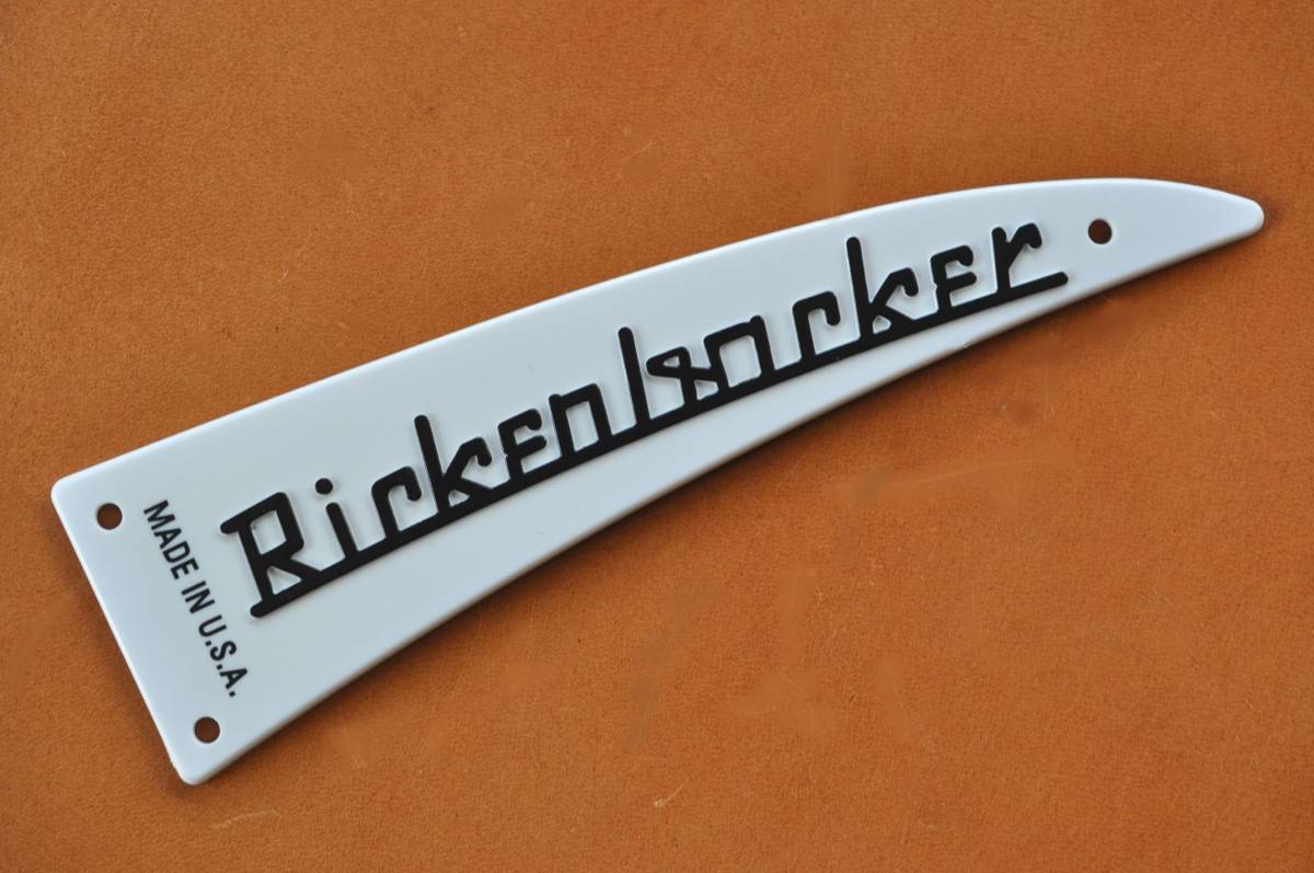 ★ リッケンバッカー「エンボス」 Rickenbacker ネームプレート ホワイト ★の画像1