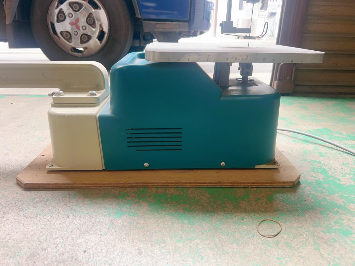 中古動作品　makita マキタ 卓上糸ノコ盤 SJ660_画像5