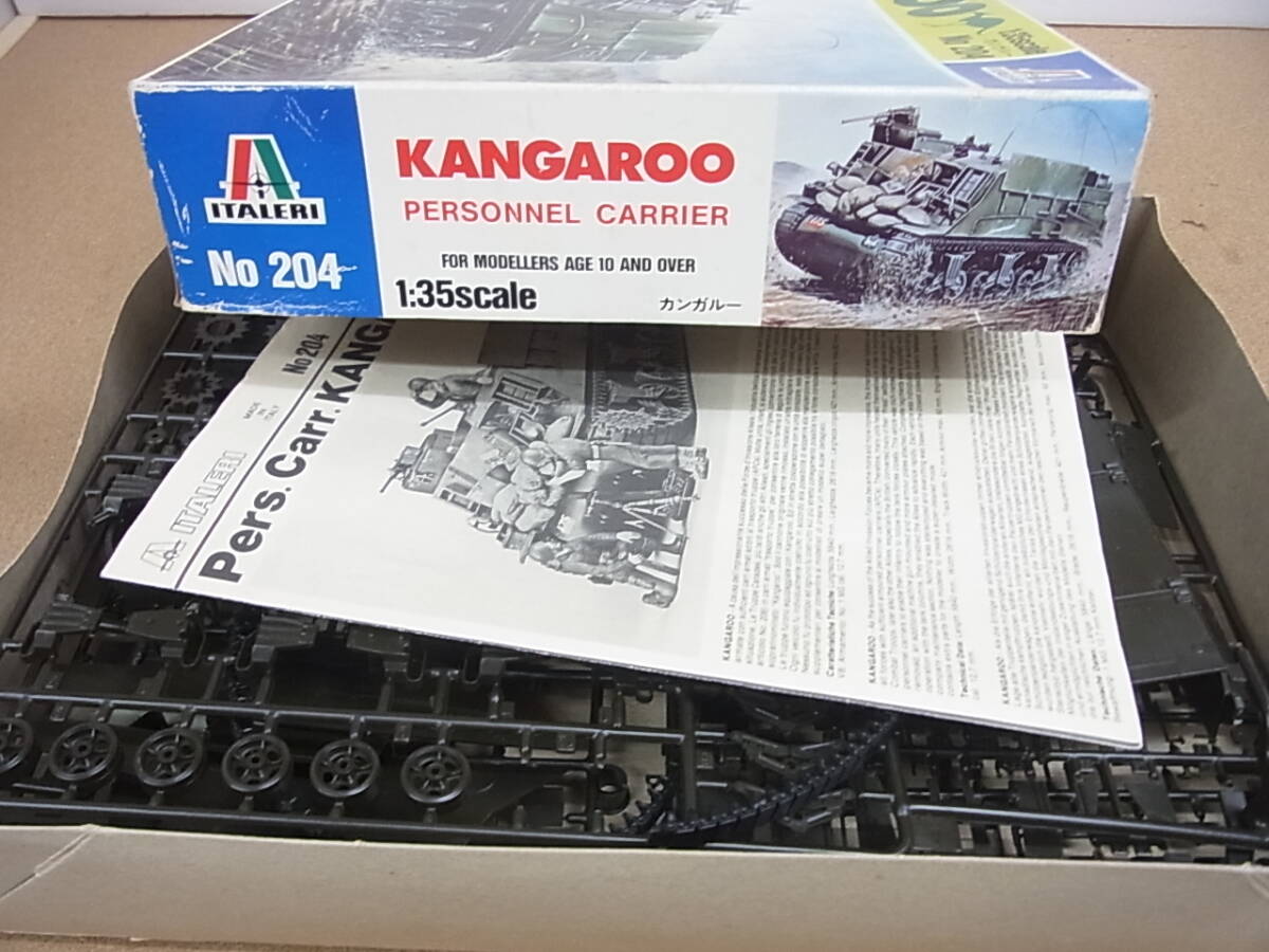  breaking the seal * not yet assembly *ita rely 204 kangaroo person member transportation car 1/35