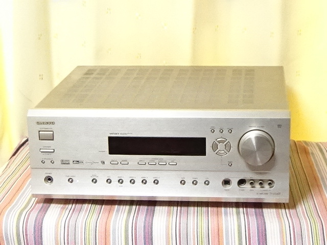 ^ ONKYO TX-SA600 AV amplifier Onkyo Dolby Digital EX DTS-ES 6.1ch Surround sound format 96kHz/24bit D/A converter 