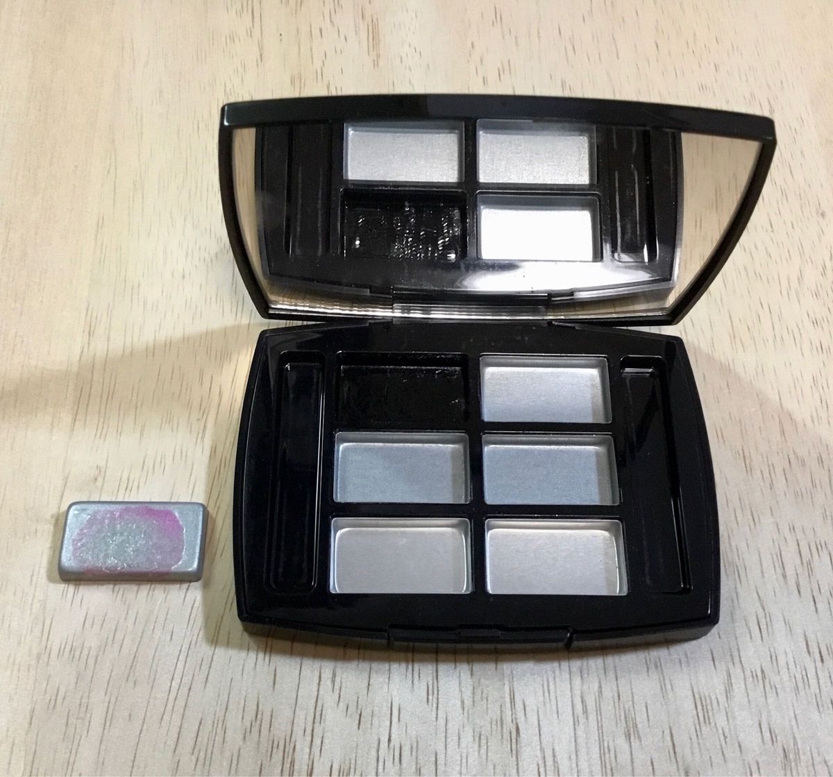 メイクパレット シャネル CHANEL コスメ ケース空|Yahoo!フリマ メイクパレット シャネル CHANEL コスメ ケース空|Yahoo!フリマ