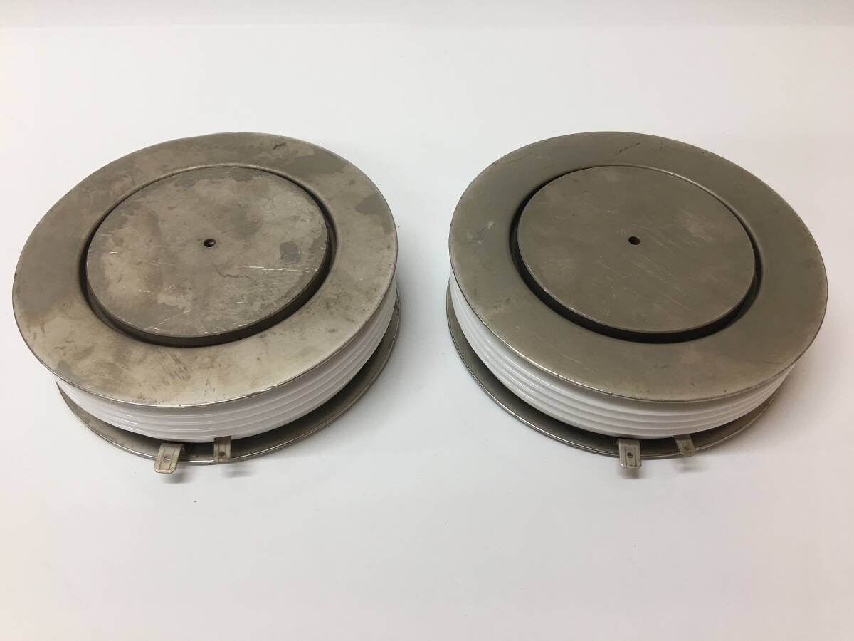 K288 TOSHIBA TC7W14FU 1リール使いかけ。 2914個? 電子部品 K288 TOSHIBA TC7W14FU 1リール使いかけ。 2914個? 電子部品