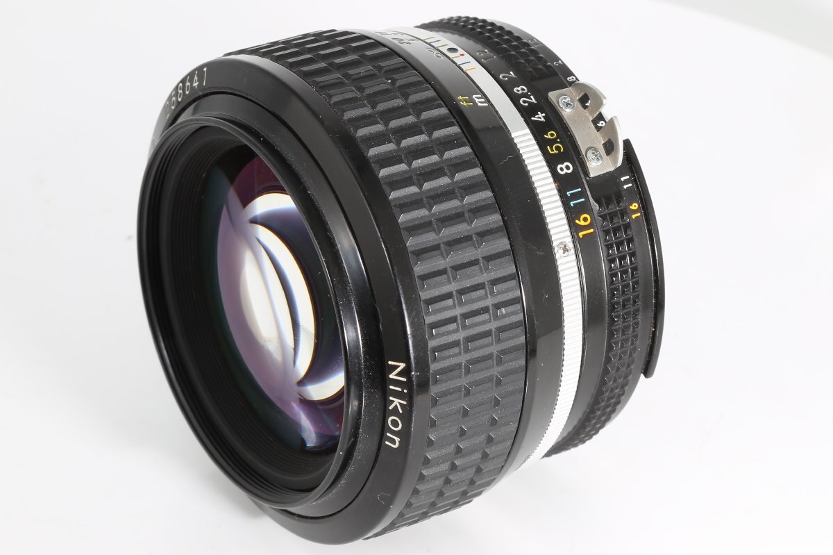 美品 Nikon Ais Ai-s Nikkor 50mm f1.2 標準 プライム 単焦点 マニュアル オールドレンズ_画像6