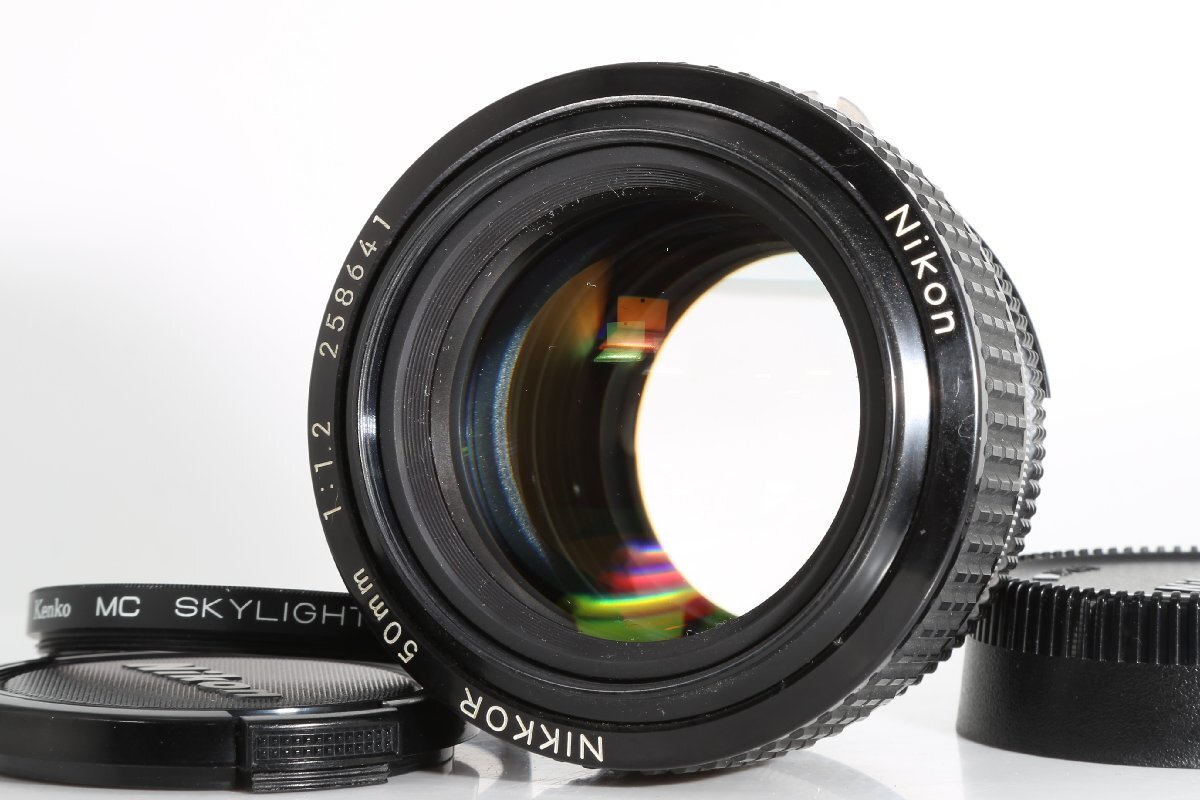 美品 Nikon Ais Ai-s Nikkor 50mm f1.2 標準 プライム 単焦点 マニュアル オールドレンズ_画像1