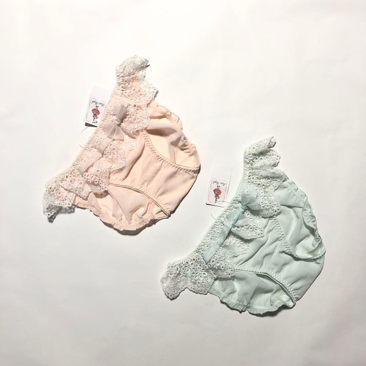 【Risa Magli】ホワイト刺繍&フリル　ピンク・グリーン　ショーツ　2枚セット　Mサイズ♪